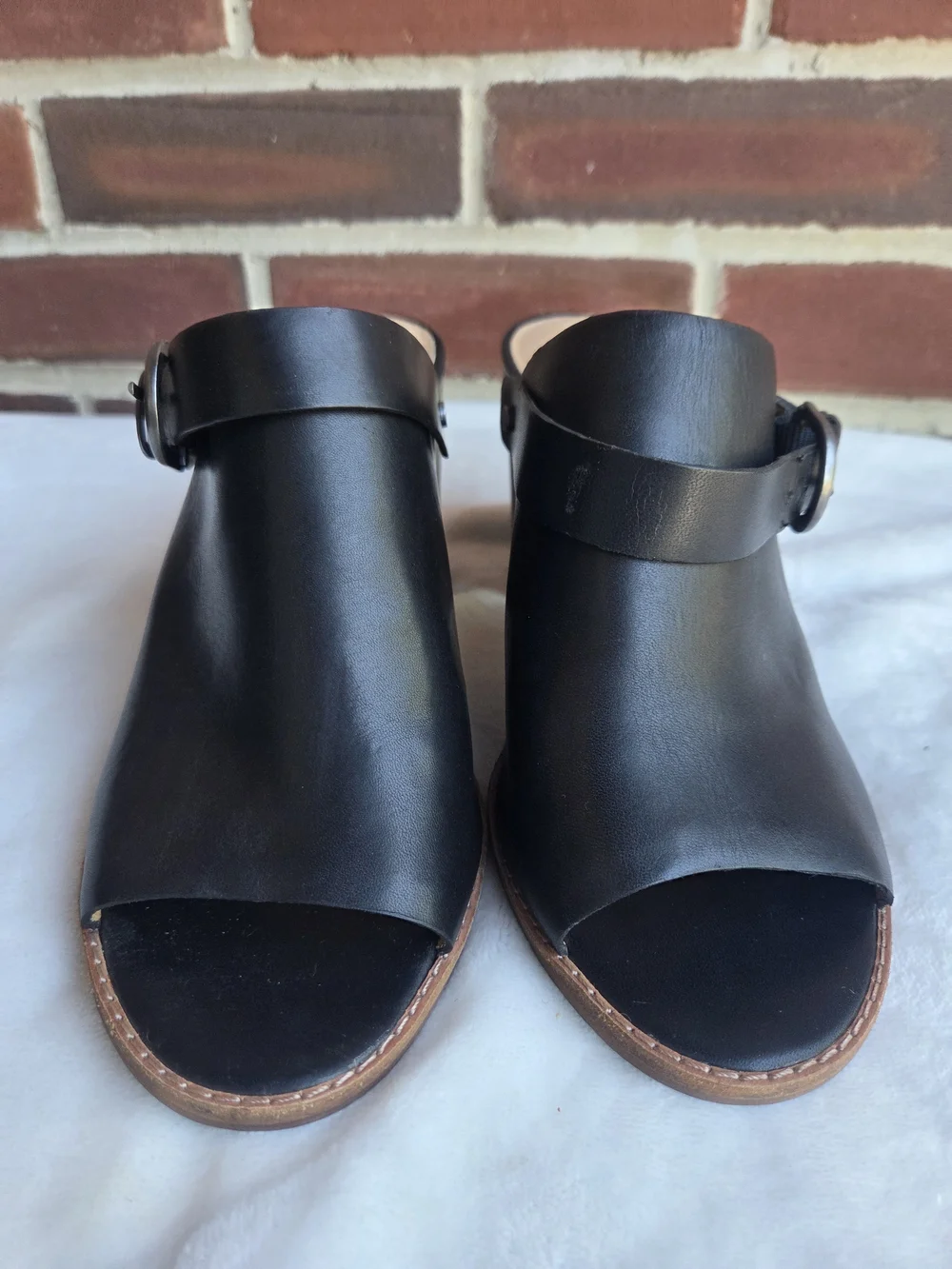 Madewell Black Leather Open-Toe Buckle Slide Heels